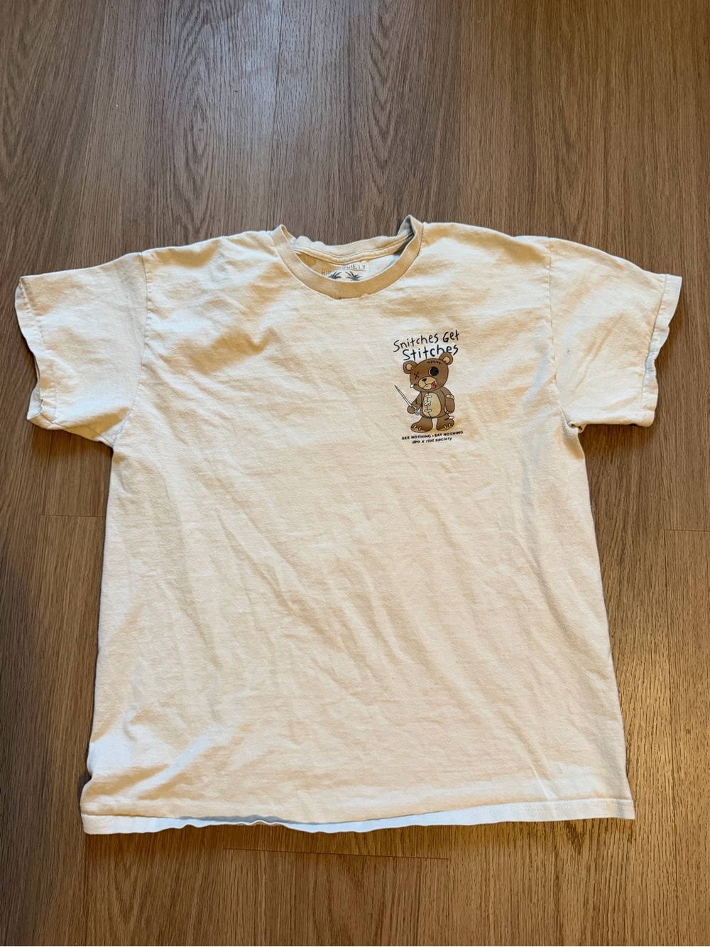Riot society Cream Palm-Print Graphic Tee